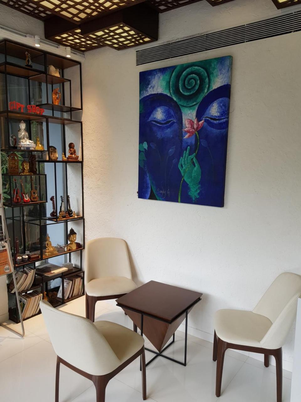 Dragonfly Hotel - The Art Hotel Mumbai Exterior photo