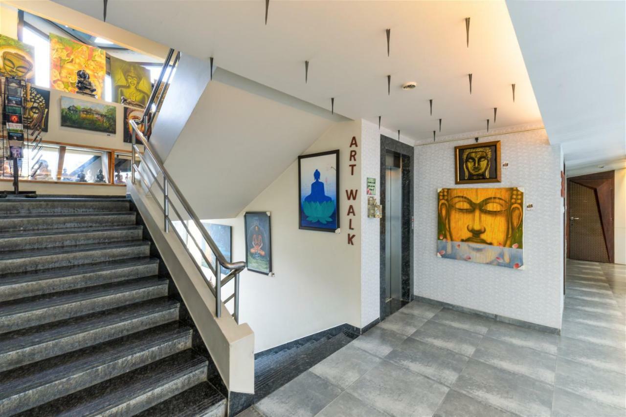 Dragonfly Hotel - The Art Hotel Mumbai Exterior photo