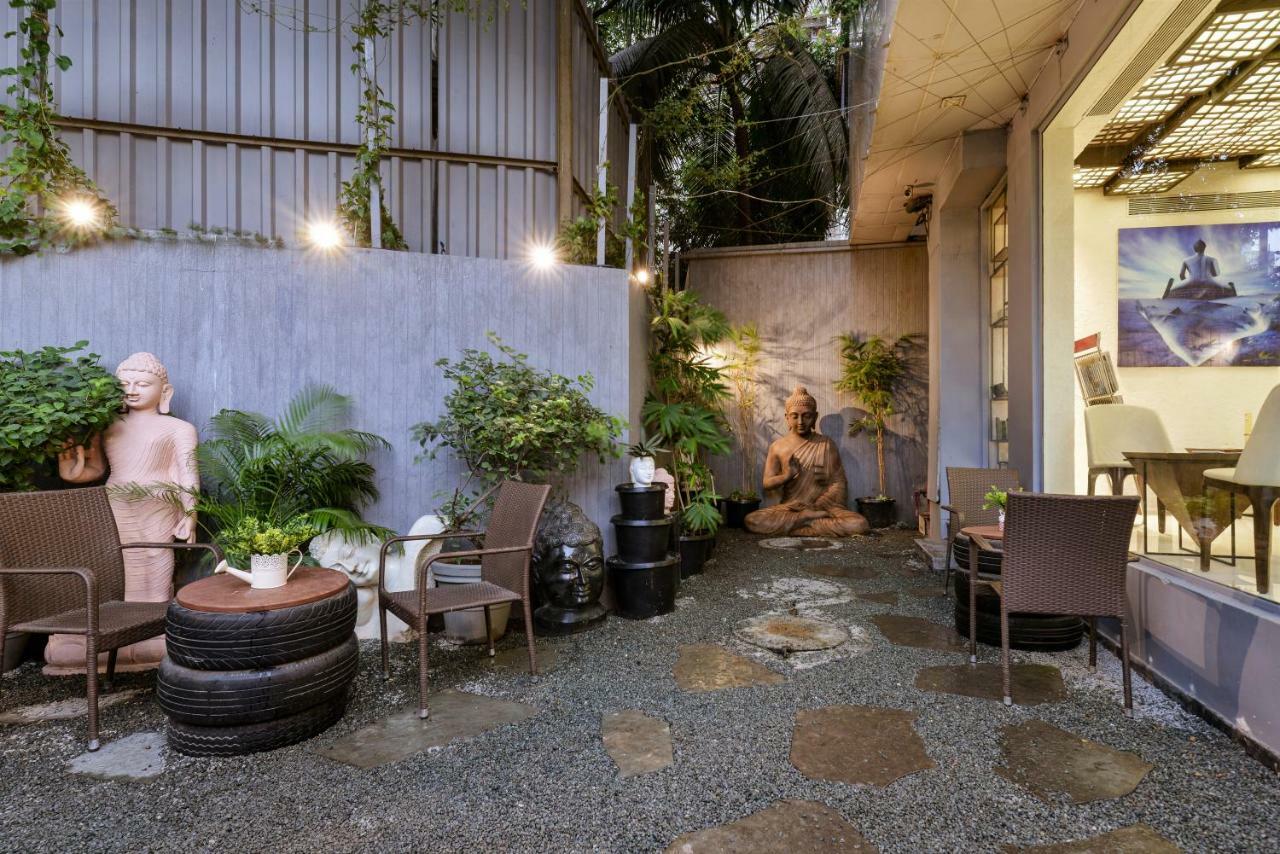 Dragonfly Hotel - The Art Hotel Mumbai Exterior photo